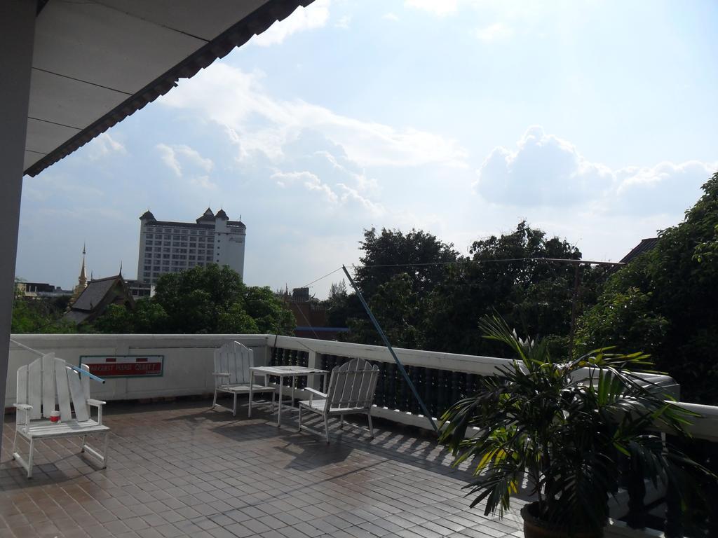 Chiangmai Inn Guesthouse チエンマイ エクステリア 写真
