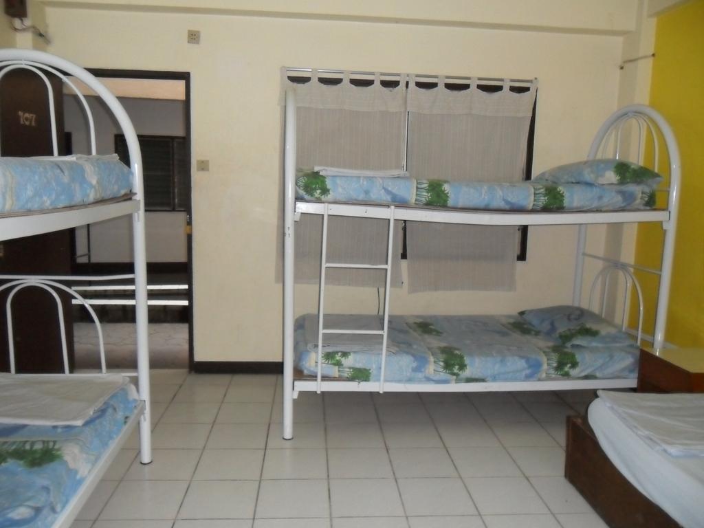 Chiangmai Inn Guesthouse チエンマイ 部屋 写真